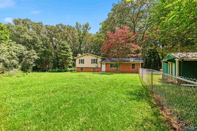 Building Photo - 285 Ruby Dr