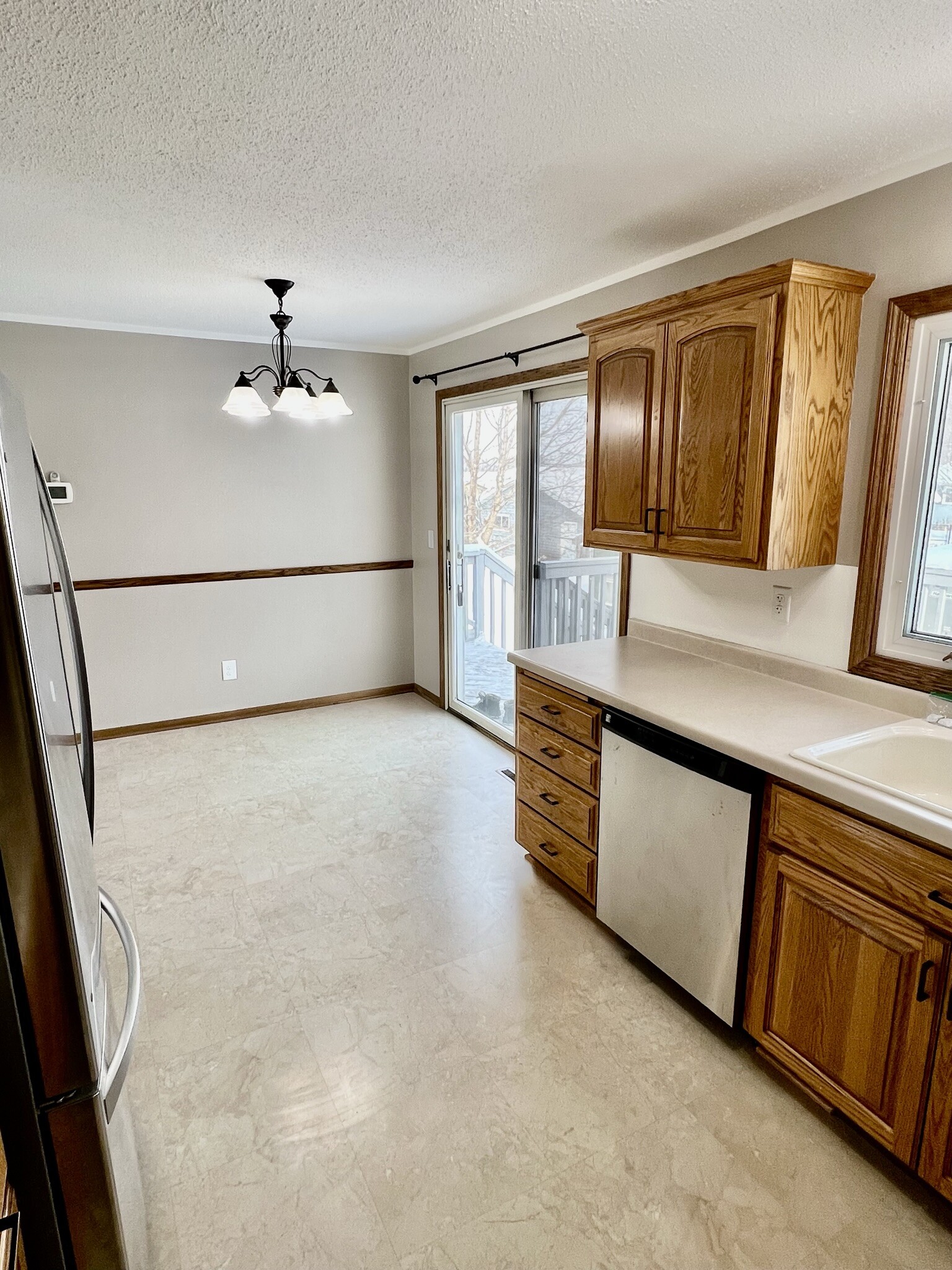 Dining area off kitchen - 1428 12th Ave N