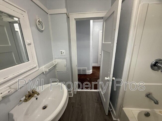 Building Photo - 4028 N 13th St