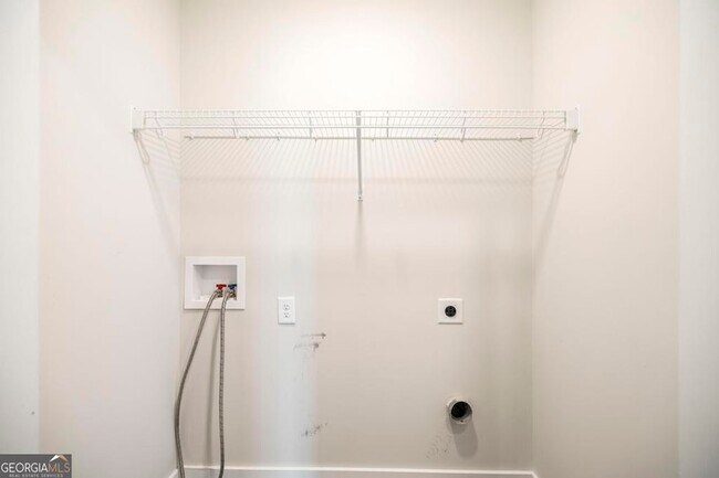 Building Photo - 101 Shasta Dr