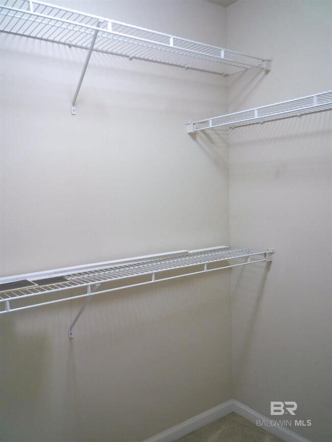 Building Photo - 1517 Regency Rd