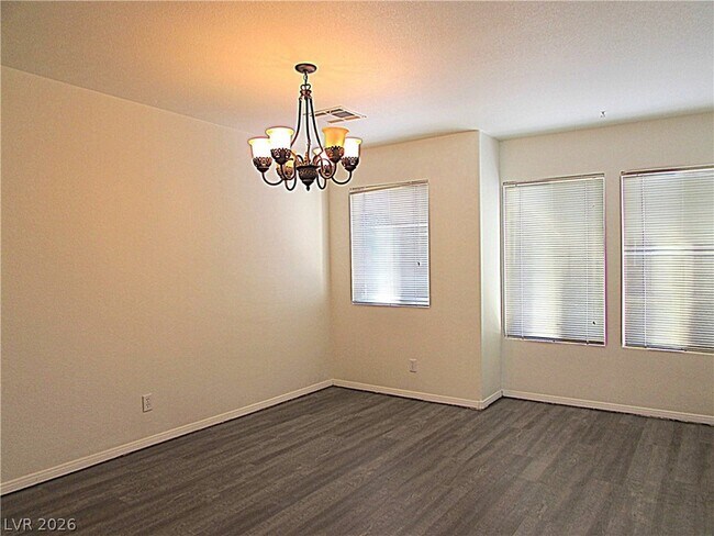 Building Photo - 8404 Tiger Woods Ave