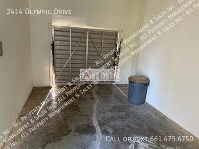 Building Photo - 2414 Olympic Dr