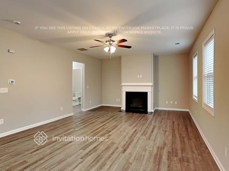 Building Photo - 4394 Favored Way