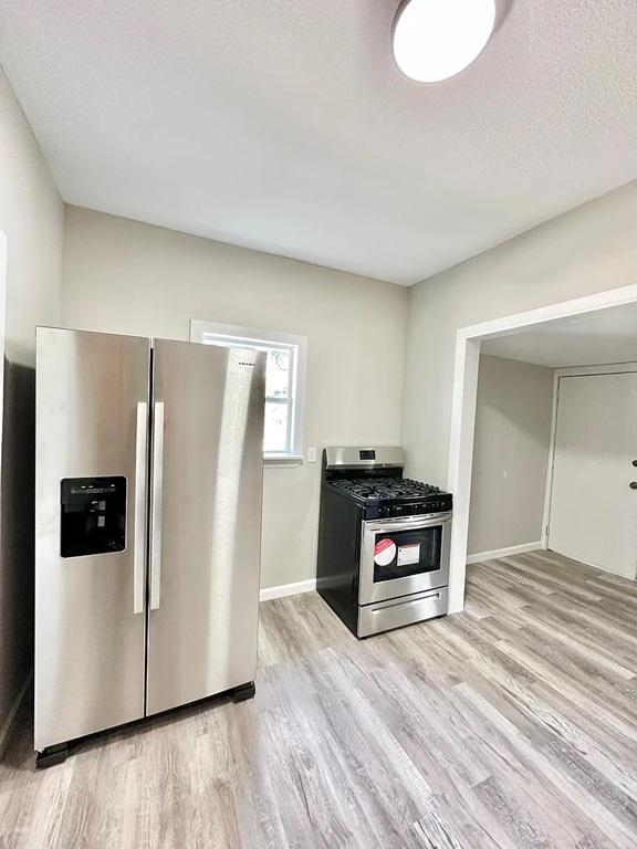 Building Photo - 2317 Lyon St