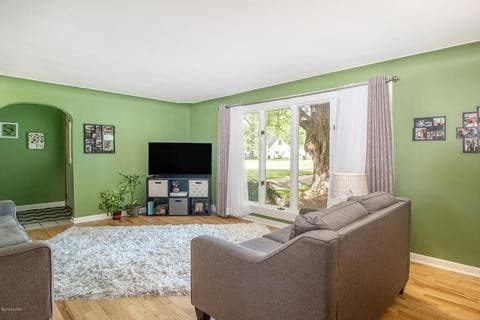 Building Photo - 122 Cambridge Ave