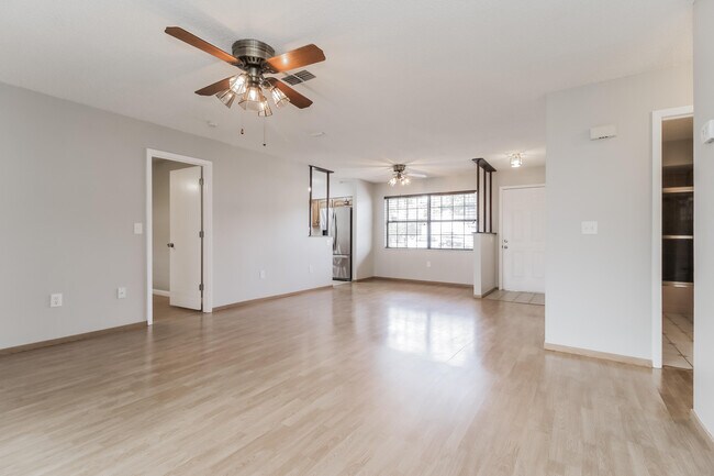 Building Photo - 5045 Mayflower St