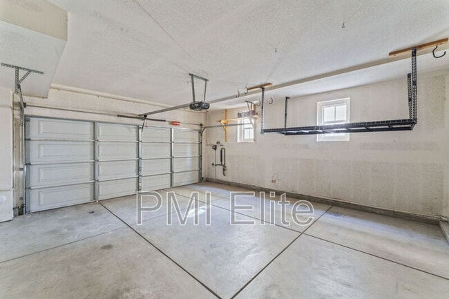 Building Photo - 24619 Montevista Cir