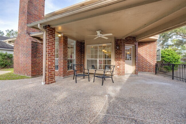 Building Photo - 5534 Honor Dr