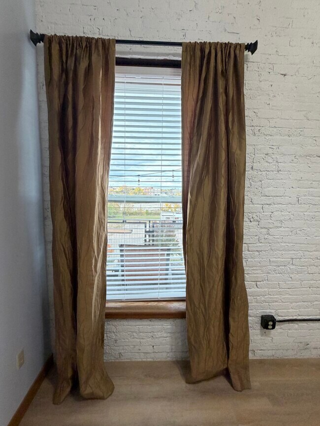 Building Photo - 720 S Marquette St