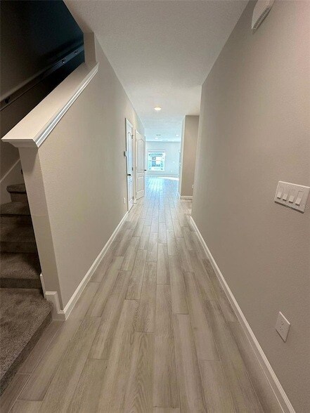 Building Photo - 4998 Rain Shadow Dr