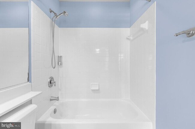 Building Photo - 7970 Heather Mist Dr