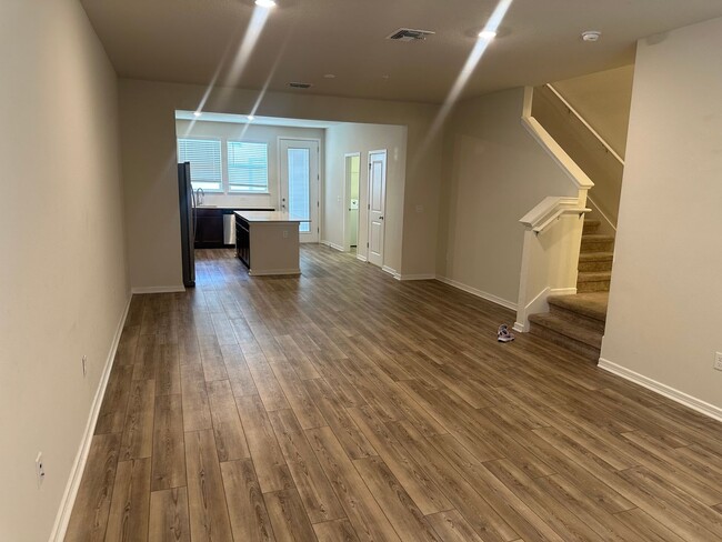 Building Photo - Isles of Lake Nona!! 3 Bedroom 2.5 Bathroom End Unit Townhome