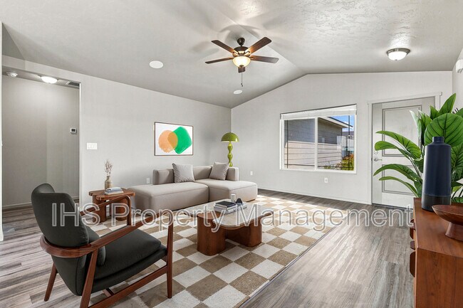 Building Photo - 6030 Tarsus Ln