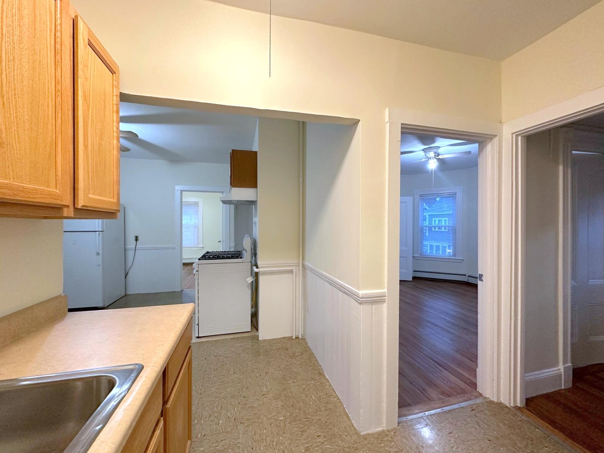 Building Photo - 36 Princeton St