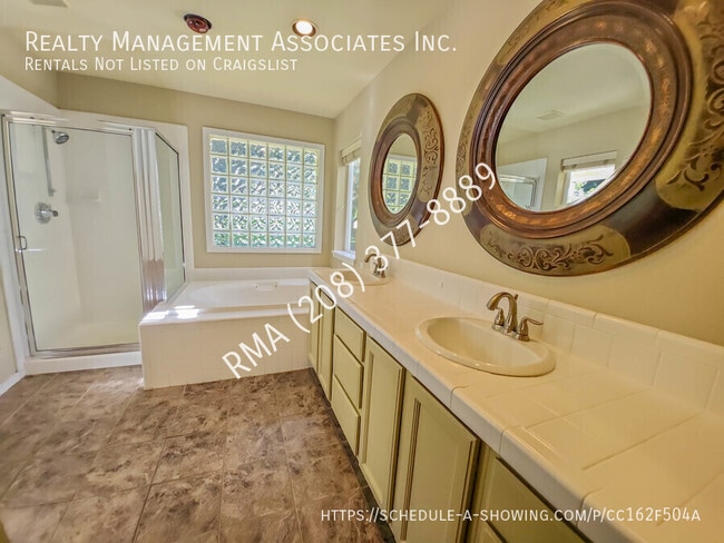 Building Photo - Beautiful and Spacious 2 Bedroom, 2 Bathro...