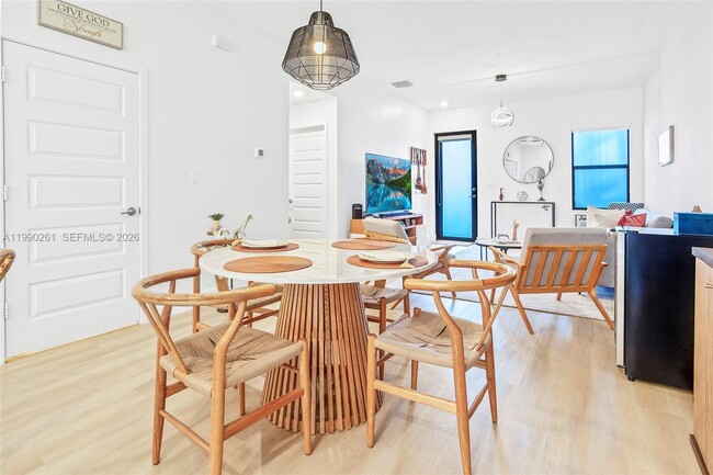 Building Photo - 8055 NW 104th Ave