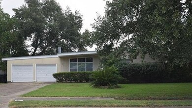 Building Photo - 4410 Kingfisher Dr