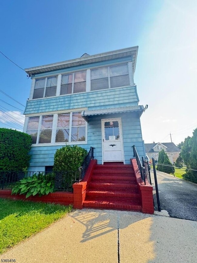 Primary Photo - 601 Paulison Ave