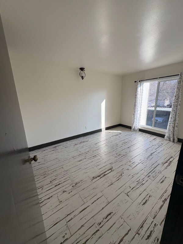 Building Photo - 127 S 800 E