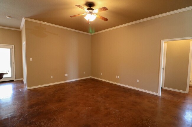 Building Photo - 3037 Beauford St