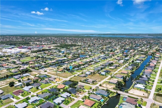 Building Photo - 2004 SW 30th St