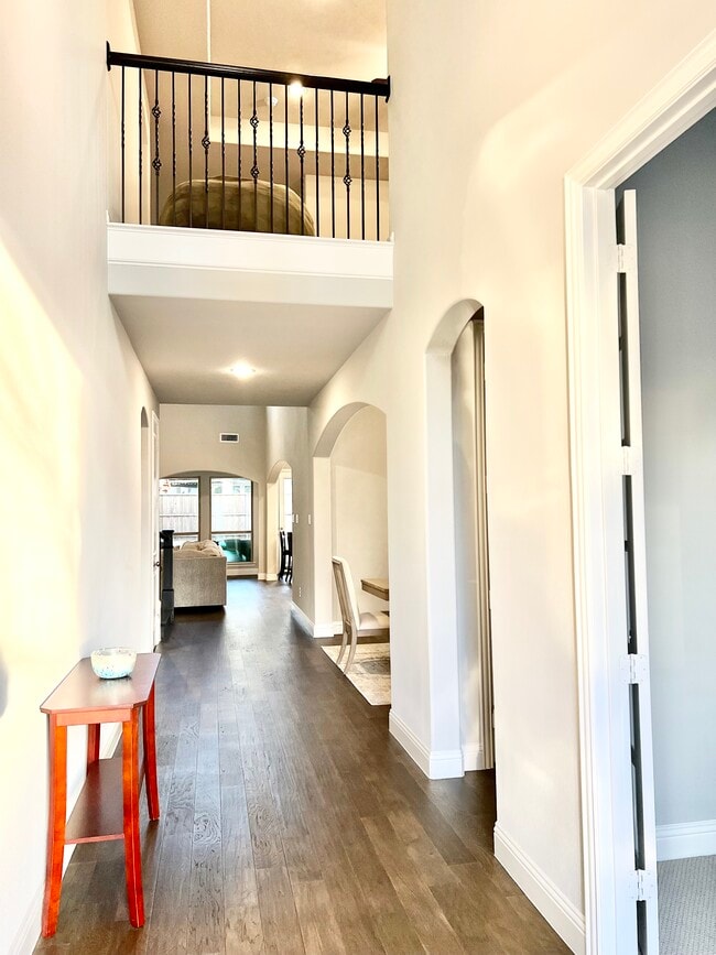 Building Photo - 980 Gentle Knoll Ln