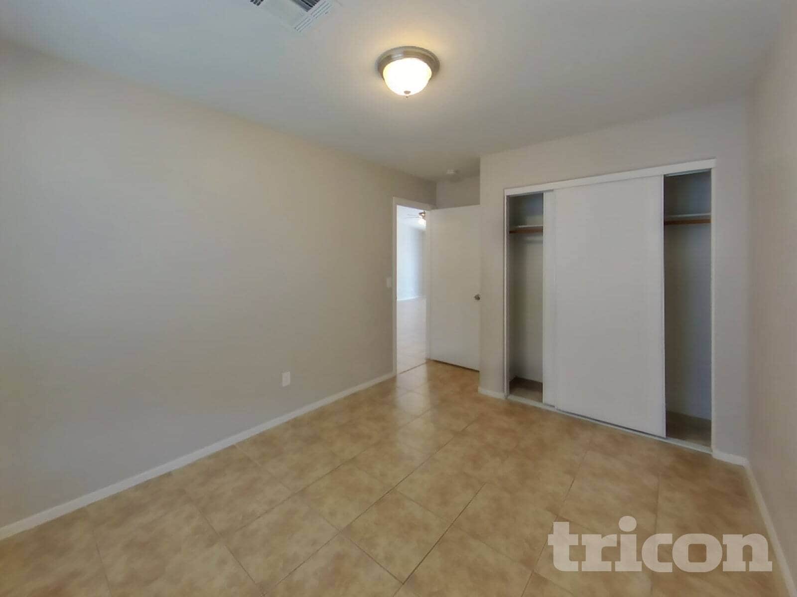 Building Photo - 4873 E Rousay Dr