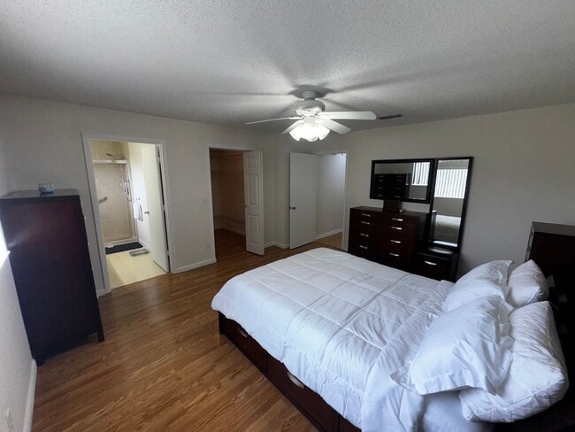 Building Photo - Active 55+ Living in On Top of the World – 2BR/2BA Villa with Resort-Style Amenities!