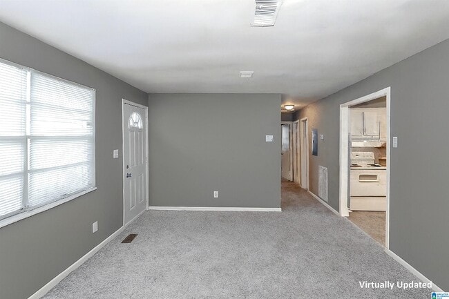 Building Photo - 919 27th Ave N