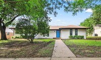 Building Photo - 2404 Kentfield Ln