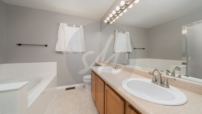 Building Photo - 6937 Cabriolet Dr
