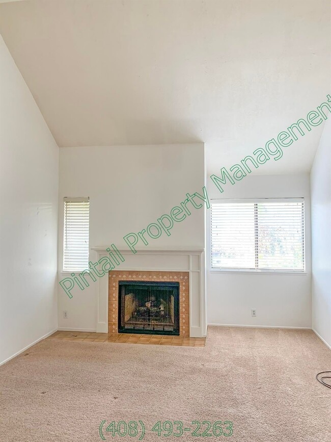 Building Photo - 357 W Rincon Ave