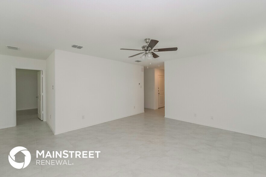 Building Photo - 8432 Fawn Creek Dr