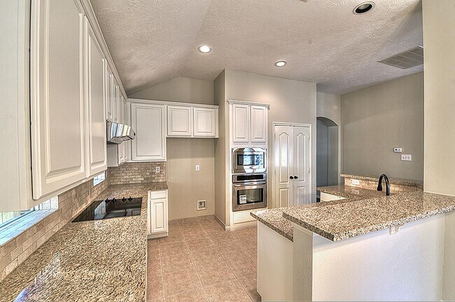 Building Photo - 13703 Clareton Ln
