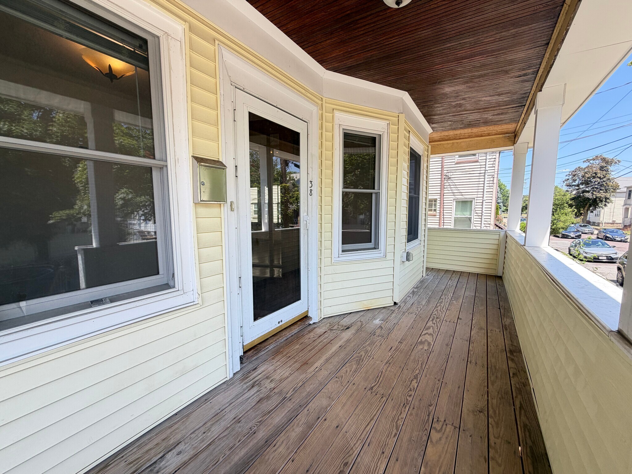 Building Photo - 38 Chipman St