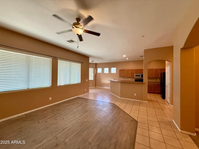 Building Photo - 4601 W Moss Springs Rd