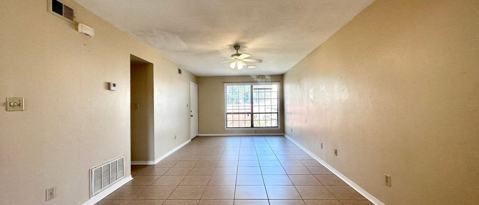Building Photo - 2361 Sugartree Ct