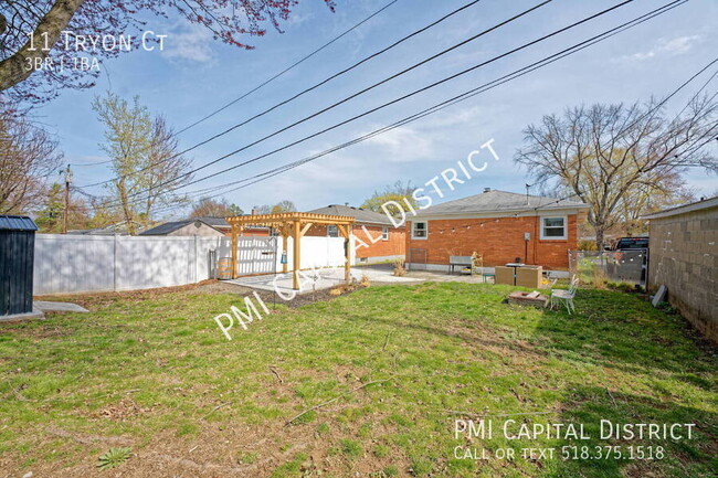 Building Photo - 11 Tryon Ct