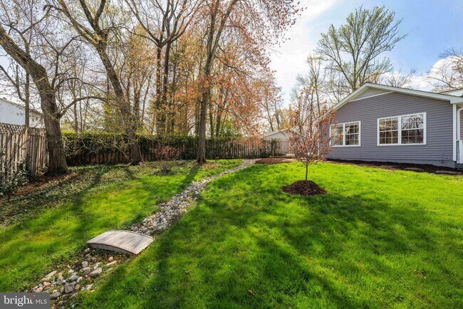 Building Photo - 8635 Old Mt Vernon Rd