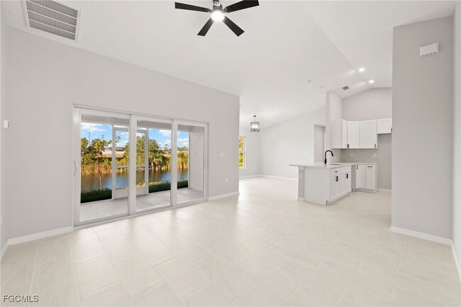 Building Photo - 3078 NW 4th Pl