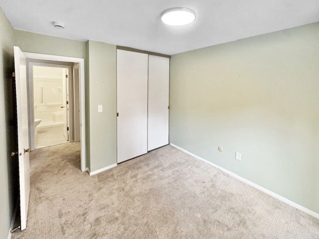 Building Photo - 418 Edgebrook Dr