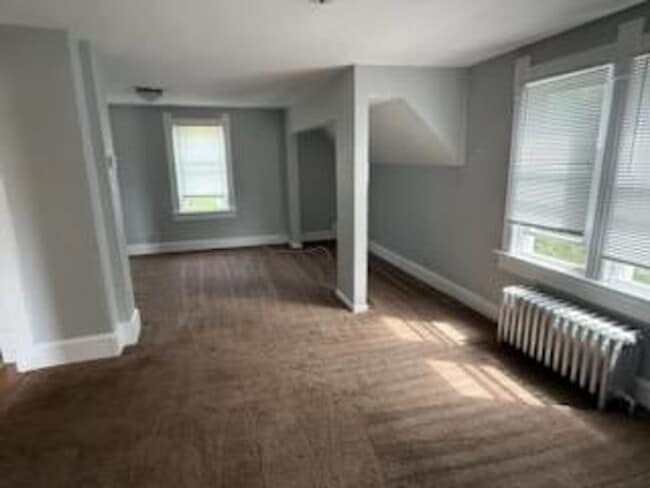 Building Photo - 5036 S 92nd St