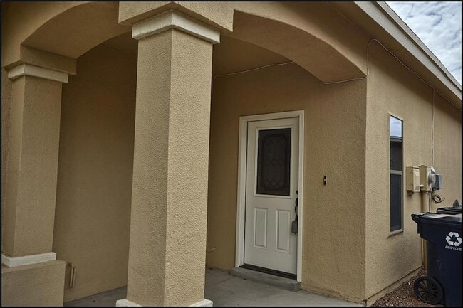 Building Photo - 14302 Pancho Gonzalez Ct