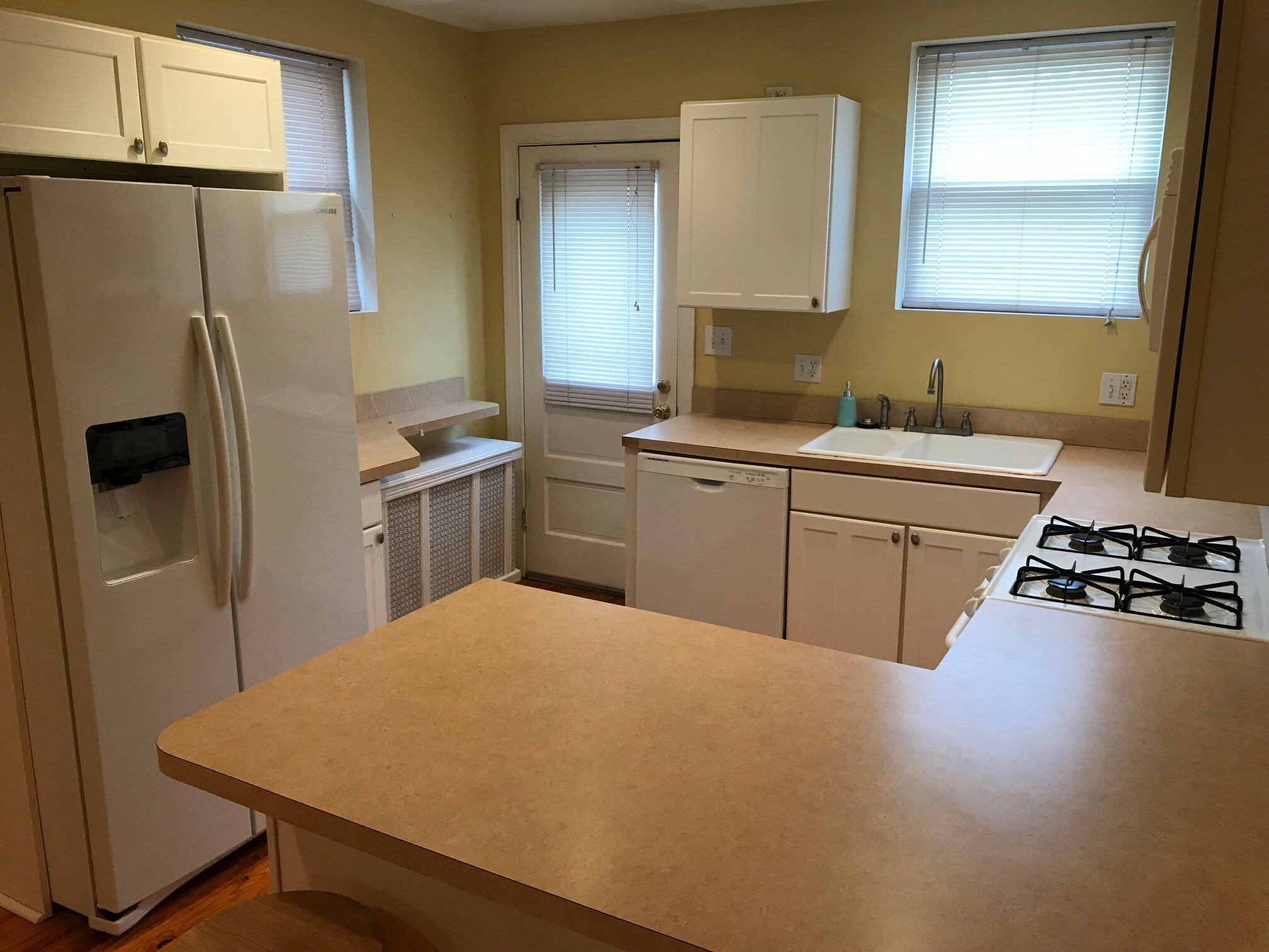 Kitchen - 1518 S 13th St