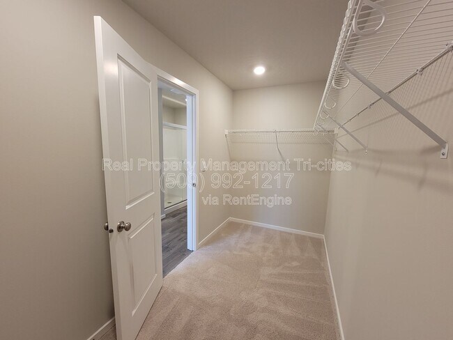 Building Photo - 7752 Ranchland Ln