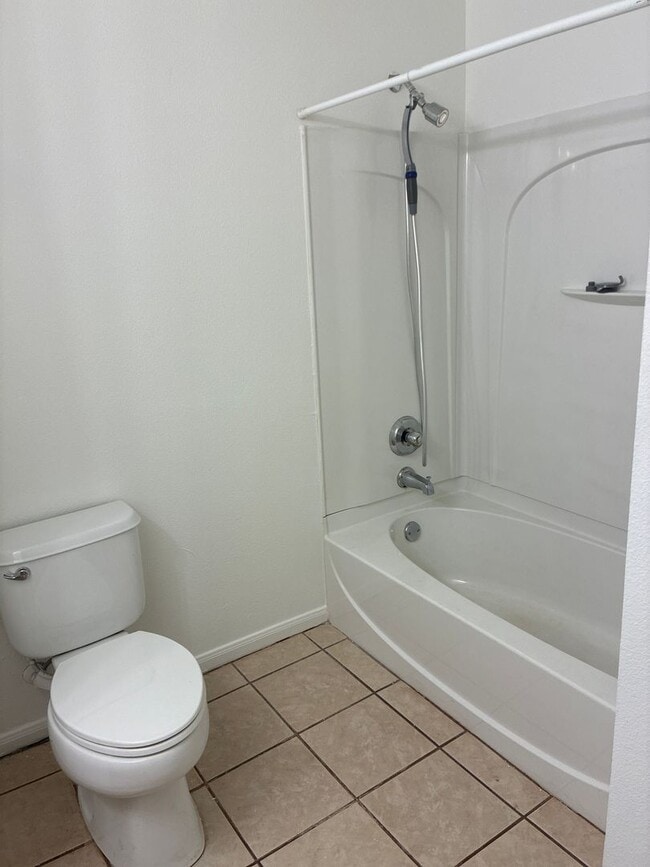 Building Photo - 1408_PEREZ ST