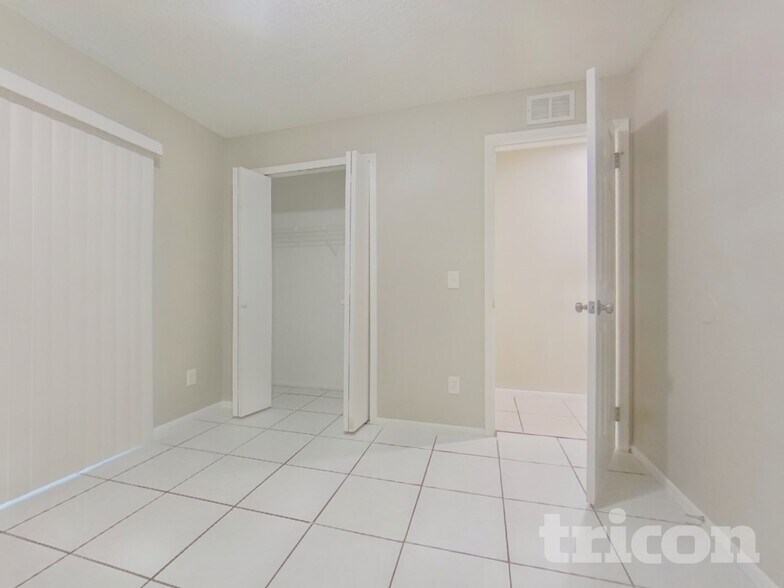 Building Photo - 3028 Patel Dr