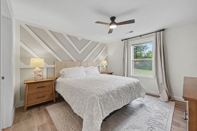 Building Photo - 2064 Thimble Creek Dr