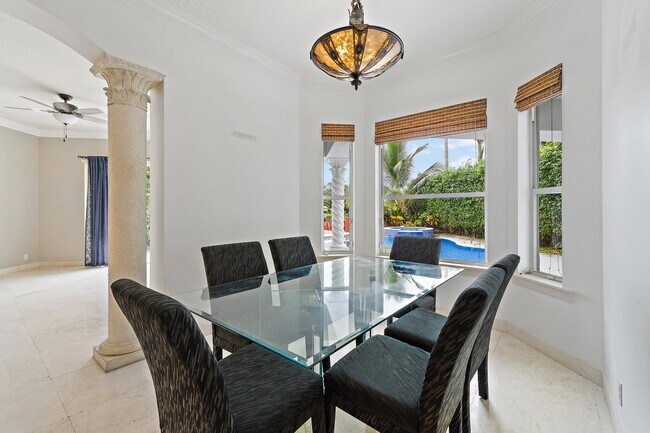 Building Photo - 702 Maritime Way